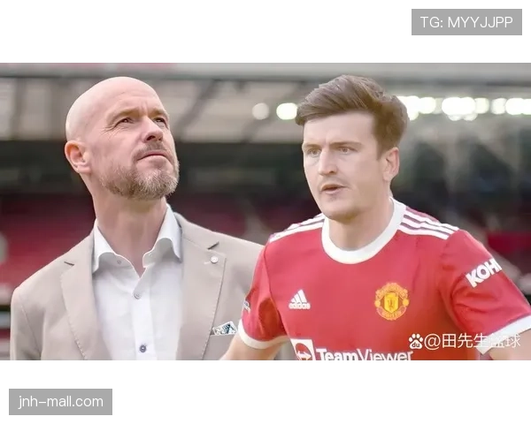 马奎尔在高强度对抗中如何通过后防出球主导防线并遏制对手边路进攻
